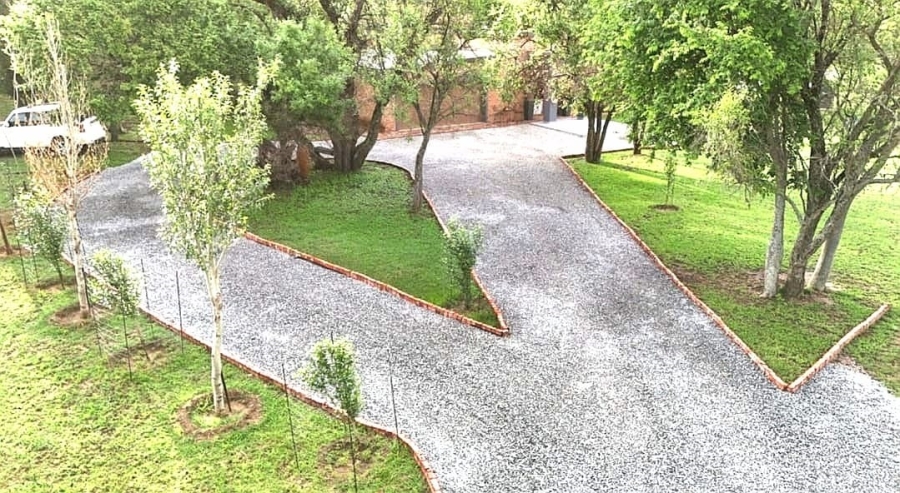 4 Bedroom Property for Sale in Potchefstroom Rural North West